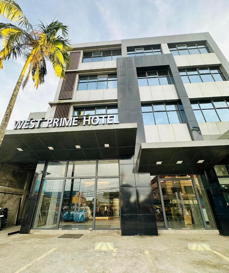 West Prime Hotel Calbayog Bagian luar foto